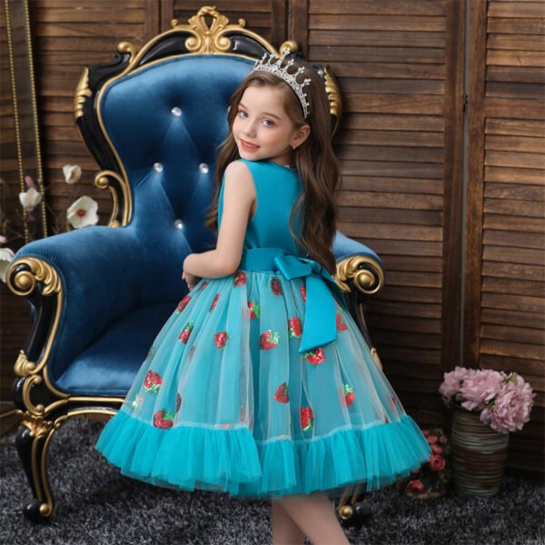 Bordados de Fresa Amable Vestido Niña TQE044