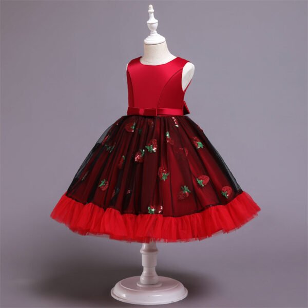 Bordados de Fresa Amable Vestido Niña TQE044