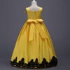 Vestido Niña de Rado Con Bordo de Encaje TQE086