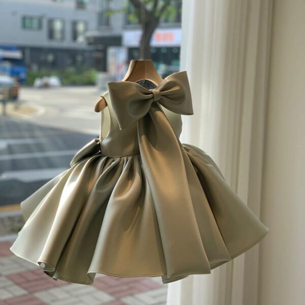 Clasico Mint Vestido Niña de Raso para Bautizo TQL05