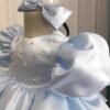 Elegante Baby Blue Vestido Niña de Raso con Flor de Perla TQL29