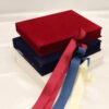 Cajas terciopelos con cinta para acrilicos